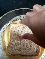 Bread Besan Cheela